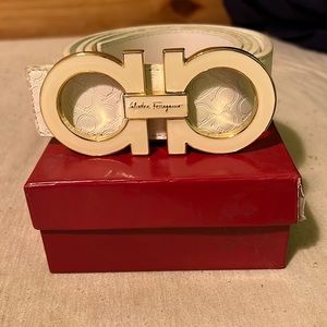 salvatore ferragamo mens gold and white belt